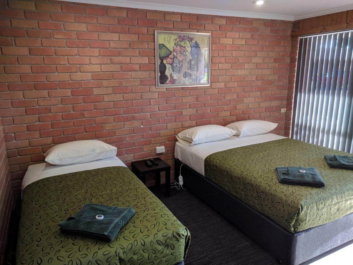 Travellers Inn Kaniva Экстерьер фото